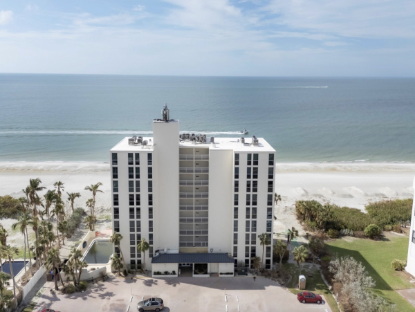 Two Bedroom Beach Condo Communal Pool  Longboat Key